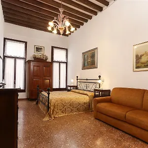  Apartment Leoncini With A Wonderful Canal View